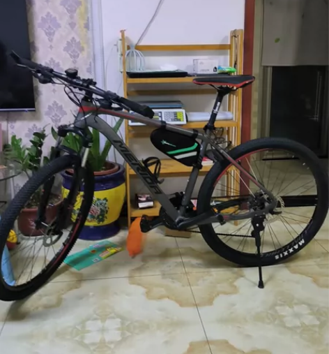 美利达挑战者300，22年初的车，车座有划...