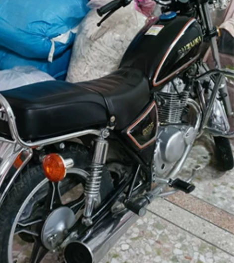 GN125 铃木F461 成色自己看 发动...