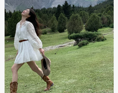 蕾丝镂空收腰娃娃公主裙长袖白色连衣裙女设计...