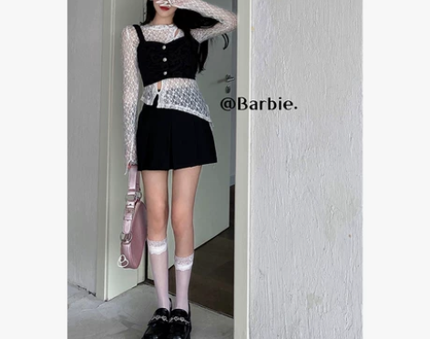 现货芭比姨黑色吊带上衣女夏辣妹套装纯欲风蕾...