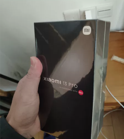 小米13pro 12+512绿色,京东抢的...