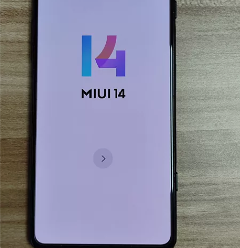 K40游戏增强版，先说成色，个人认为是伊拉...