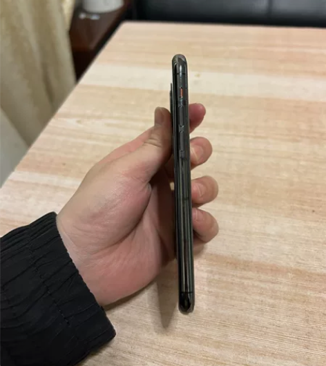 国行11pro黑色256G 电池80，功能...