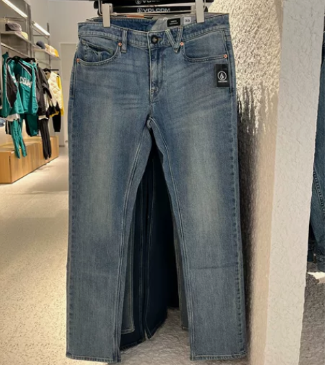 Volcom 钻石品牌牛仔裤，33，修身版...