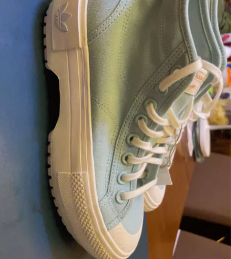 阿迪达斯（Adidas）三叶草女鞋 舒适运...