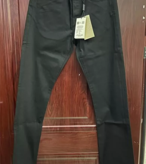 BURBERRY男士牛仔裤，员工福利工装非...