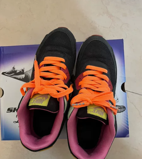 耐克/NIKE AIR MAX 90 LT...