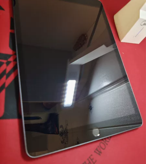 苹果ipad2020款8代32G内存10....