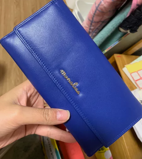 全新女士长款钱包 实物图没那么亮，颜色深暗...