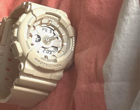 卡西欧手表万达商铺买的 成色很新 喜欢私信...