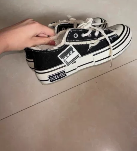 很新的一双帆布鞋25不包邮出 39码的哦 ...