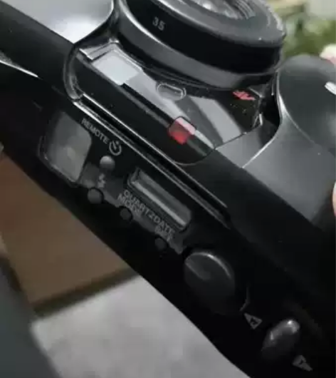 奥林帕斯胶片自动相机 图片即是实物，还有遥...