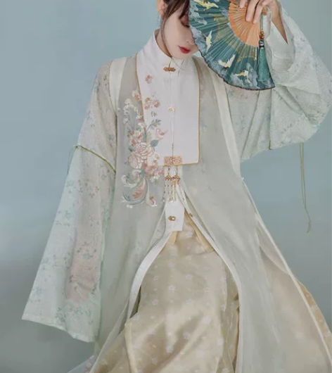 七月夕 青雾 明制立领对襟长衫绣花比甲仿妆...