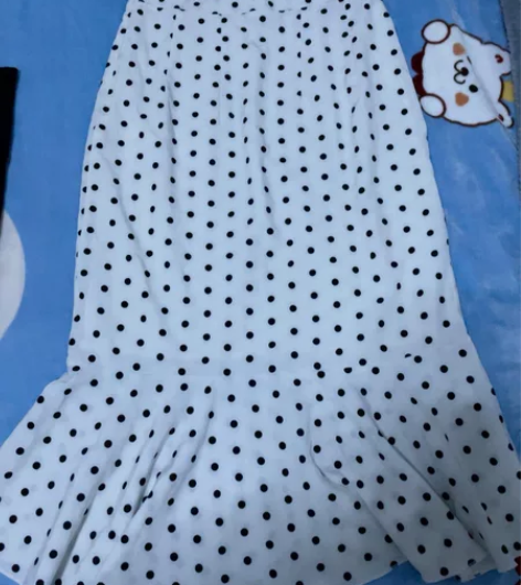 波点鱼尾裙付邮送 最多穿到110斤，胖了穿...