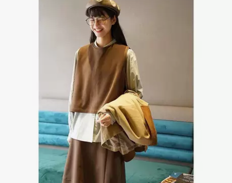 叙旧 S码 新款学院风拼接A字半身裙秋冬女...