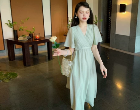 花栗鼠小姐【夏天的风 天丝裙】法式收腰连衣...