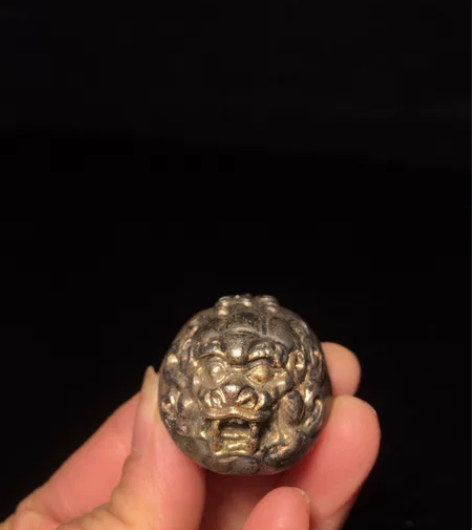 乡下收来老物件紫铜鎏金雕刻貔貅小挂件 工艺...