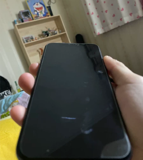 女生自用的 iPhone X 64G美版卡...