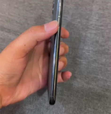 苹果 11proMax   国行256g。...