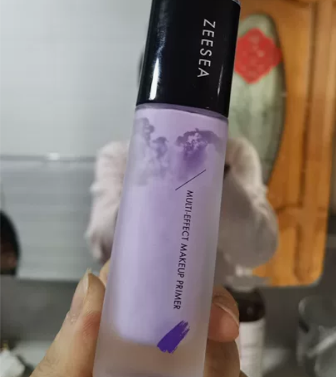 滋色隔离，朋友送的 感兴趣的话点“我想要”...