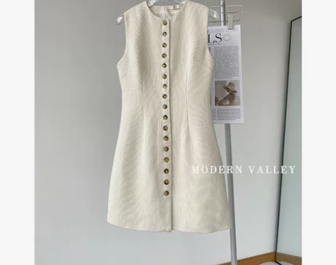 白色修身无袖连衣裙女夏2022新款高级设计...