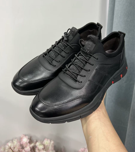 红豆男士真皮运动鞋 货号SD1-G31黑色...