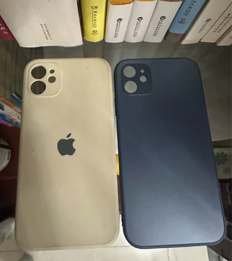 两个iPhone11手机壳 白色液态硅胶蓝...