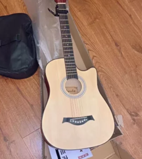 低价转让一千多全新吉他,适合初学者 因为疫...