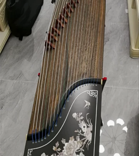 【闺女闲置敦煌定制古筝转让】古筝是给女儿买...