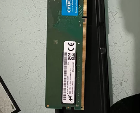英睿达镁光8G DDR4 3200台式机内...