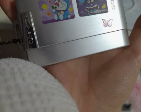 索尼t200 ccd 有原装充电器内存卡 ...