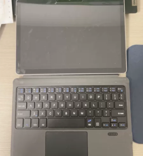 微软Surface go 笔记本，便携。个...