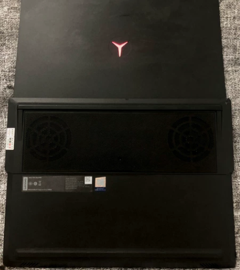 ?在卖游戏笔记本电脑。2022年1月22号...