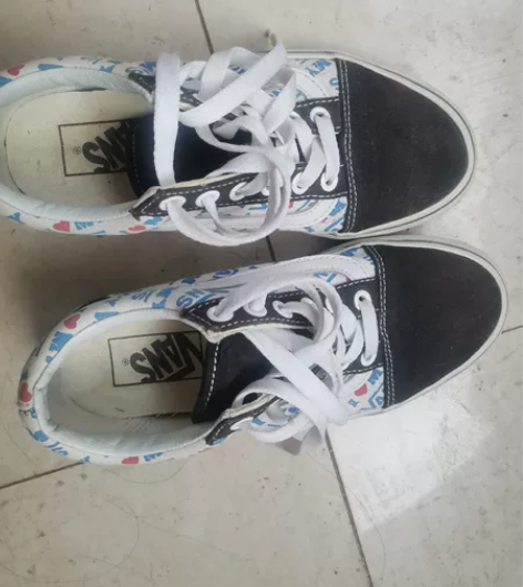 vans板鞋情人节限定 35码 原鞋盒还在...