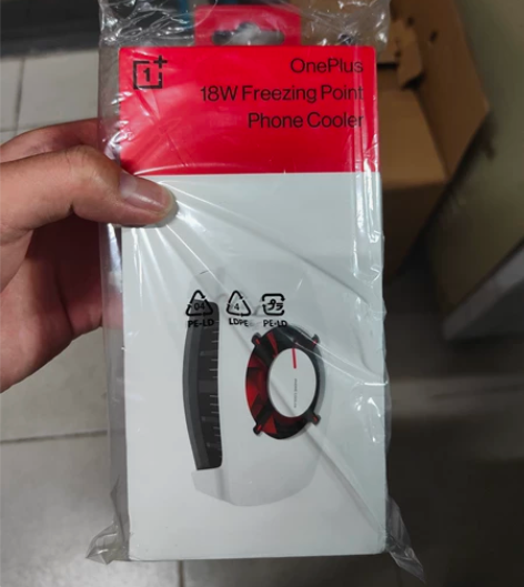 一加18W冰点散热背夹，全新未拆封，薄膜未...