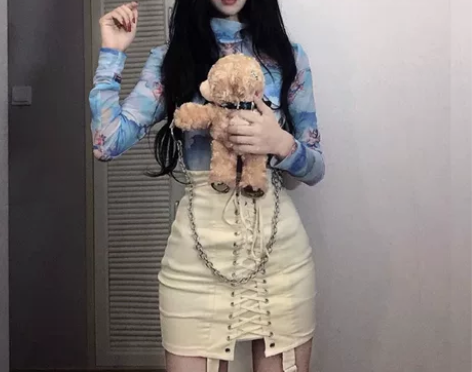 网红性感气质个性系带A字半身裙显瘦百搭一步...