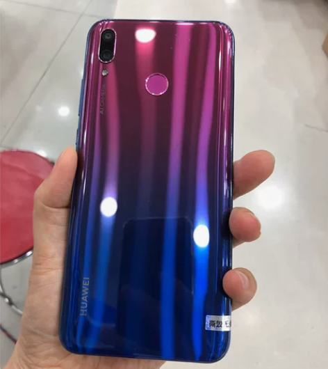 华为畅享9pLus，4+128 6+128...