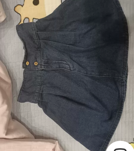 全新未穿过 牛仔松紧腰半身短蓬蓬小清新高腰...