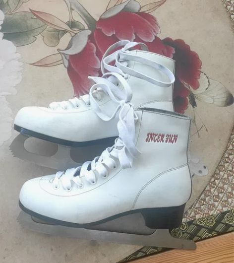 黑龙冰刀鞋，孩子在学校上体育课穿的，第二年...