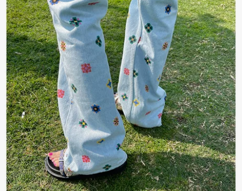 ?新晋宠爱！小众几何印花小喇叭牛仔裤 ~ ...