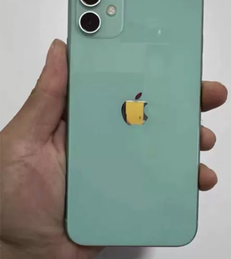 苹果11，国行双卡 128g 电池90左右...