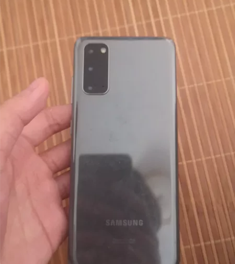 三星s20美版,8+128,移动有5g,屏...