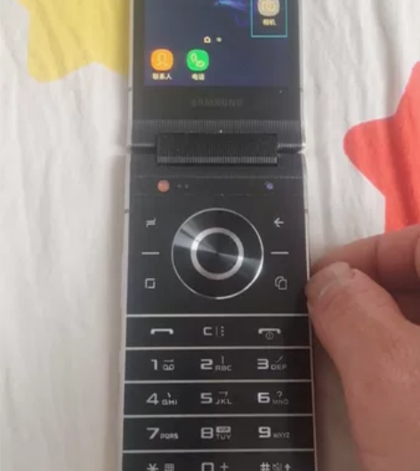 三星2019.功能正常，无拆无修，内屏完好...