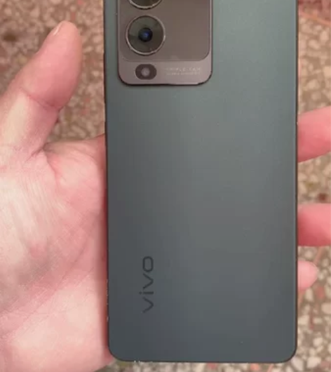 vivo s15   8+256 激活不到...