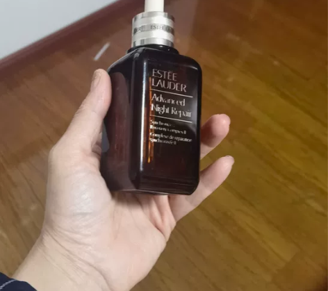 雅诗兰黛精华 余量可试用 感兴趣的话点“我...