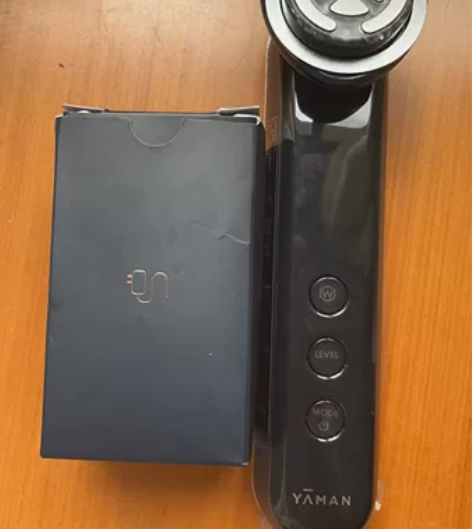 雅萌美容仪 .  平时太懒了用不上. 2代...