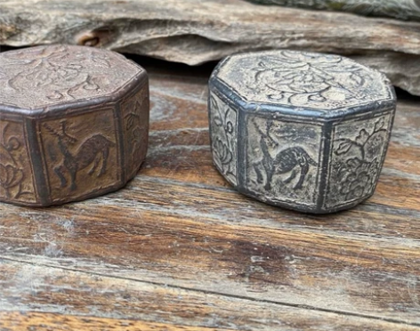 转让在乡下的(一对)石雕小摆件，麻砣，麻线...