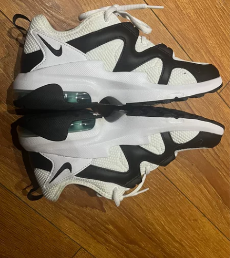 NIKE耐克正品女子 Air Max气垫减...