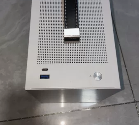 超频三蜂鸟i100pro机箱，type c...