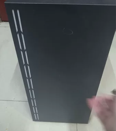 金河田侧透机箱 九新 换了个小机箱 故出，...